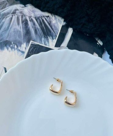 Brielle Golden Hoops