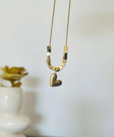 Hazel Heart Necklace~ Anti Tarnish