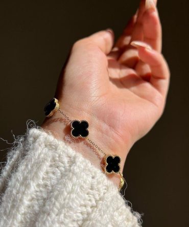 Black Clover Bracelet~ Anti Tarnish