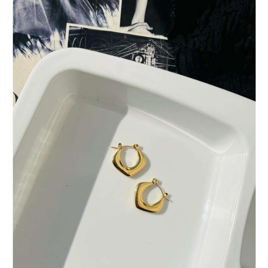 Charlotte Hoops~ Anti Tarnish