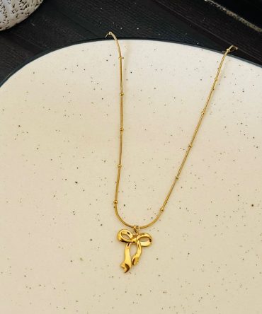 Basil Bow Necklace~ Anti Tarnish