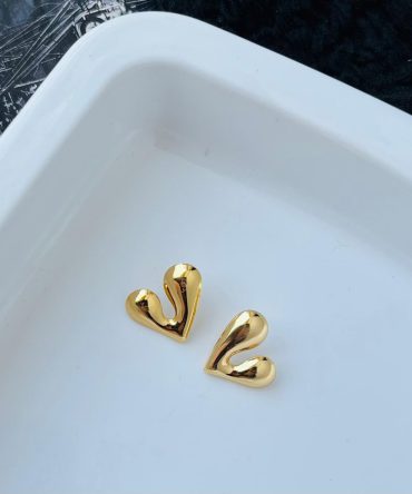 Juicy Heart Earrings~ Anti Tarnish