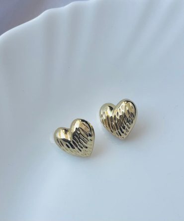 Tappered Heart Earrings