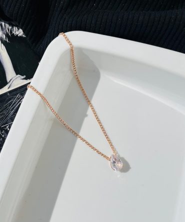 Rosegold Drop Diamond Necklace