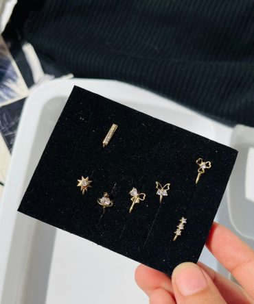 Golden Press On Nose Pin