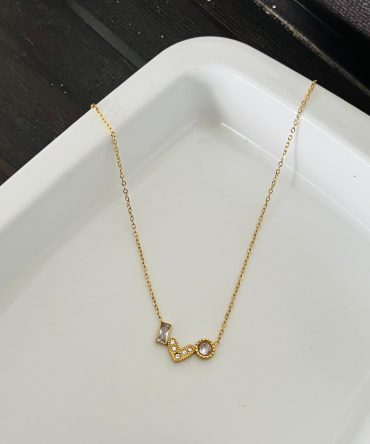 Scarlett Diamond Necklace~ Anti Tarnish