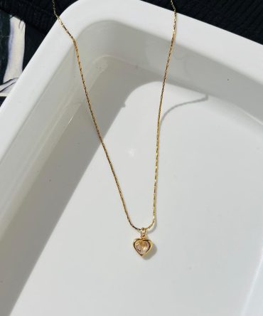 Mesmerizing Heart Necklace~ Anti Tarnish